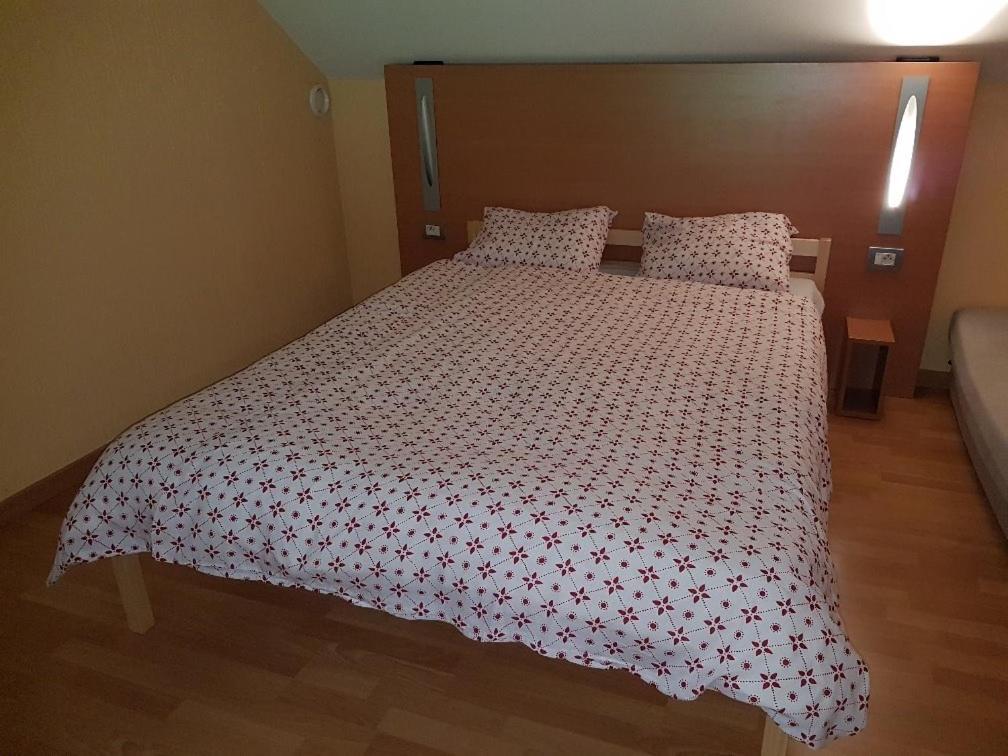 Zonnig Appartement Golf Van Durbuy Exterior foto